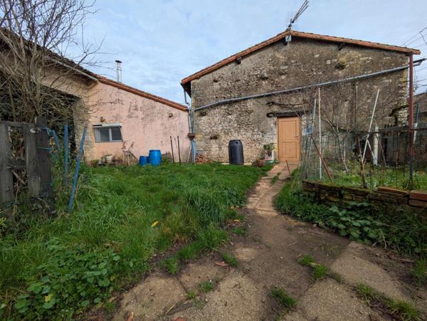 Maison à retaper entièrement