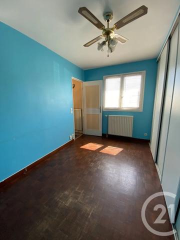 Maison à vendre  7 pièces - 133 m 2   PONTOISE  - 95
