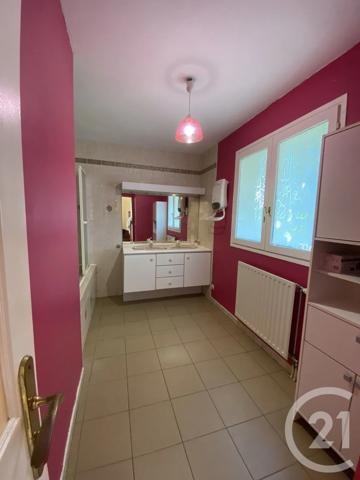 Maison à vendre  7 pièces - 133 m 2   PONTOISE  - 95