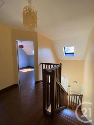 Maison à vendre  7 pièces - 133 m 2   PONTOISE  - 95