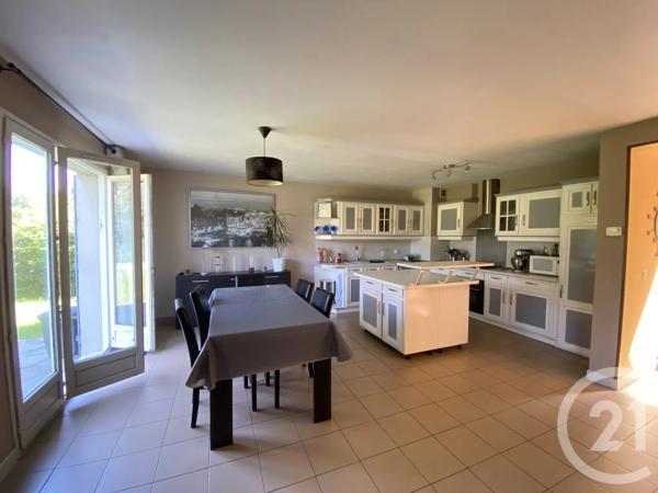 Maison à vendre  7 pièces - 133 m 2   PONTOISE  - 95