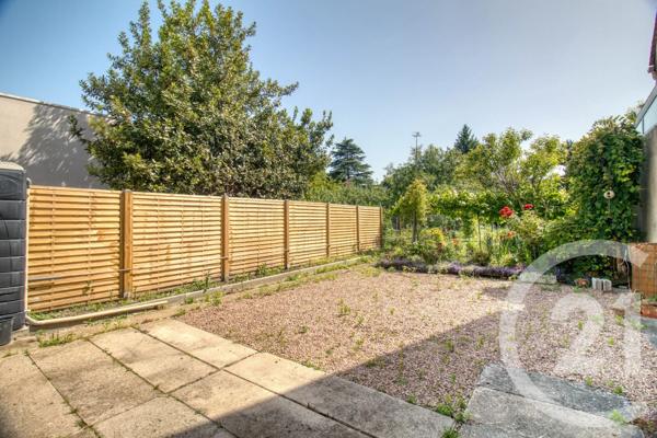 Maison à vendre  4 pièces - 76 m 2   ERMONT  - 95