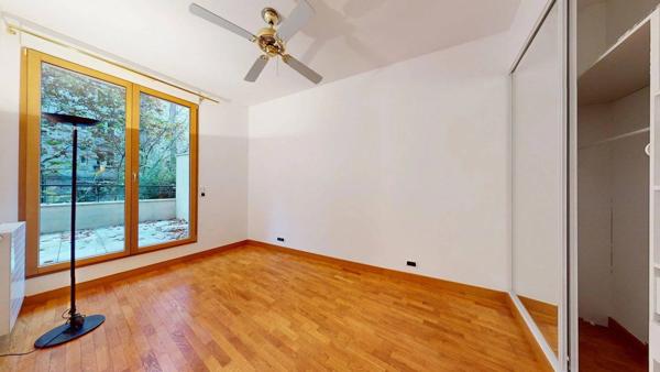 Appartement familial avec terrasse – Village d’Auteuil – 120,24 m²