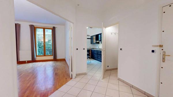 Appartement familial avec terrasse – Village d’Auteuil – 120,24 m²