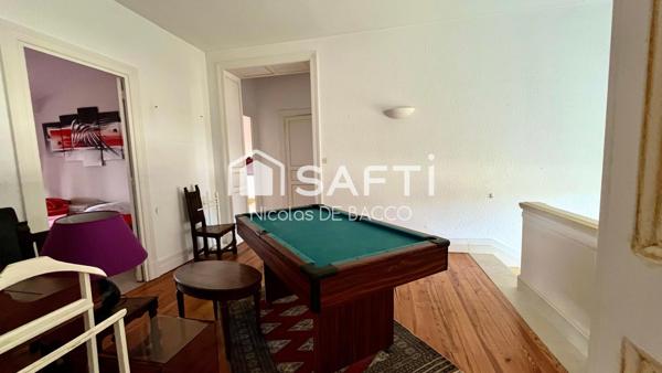 Demeure 10 pieces, 253 m2,piscine couverte