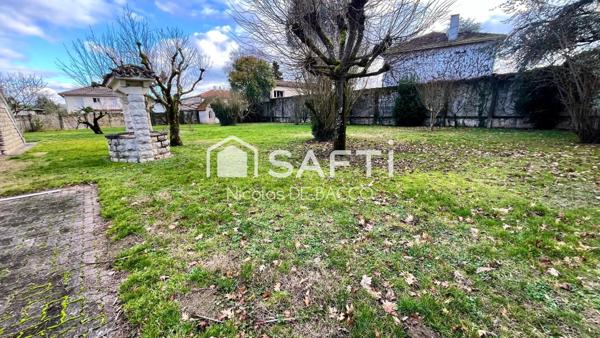 Demeure 10 pieces, 253 m2,piscine couverte