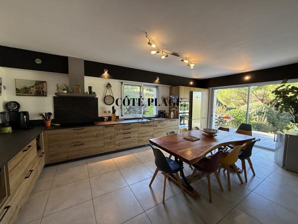 VILLA 6 PIECES QUARTIER PLATIN 177 M² PISCINE SPA - PLAGES et CENRE VILLE AU PRIX DE 1 716 000 € FAI