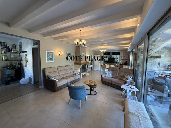 VILLA 6 PIECES QUARTIER PLATIN 177 M² PISCINE SPA - PLAGES et CENRE VILLE AU PRIX DE 1 716 000 € FAI