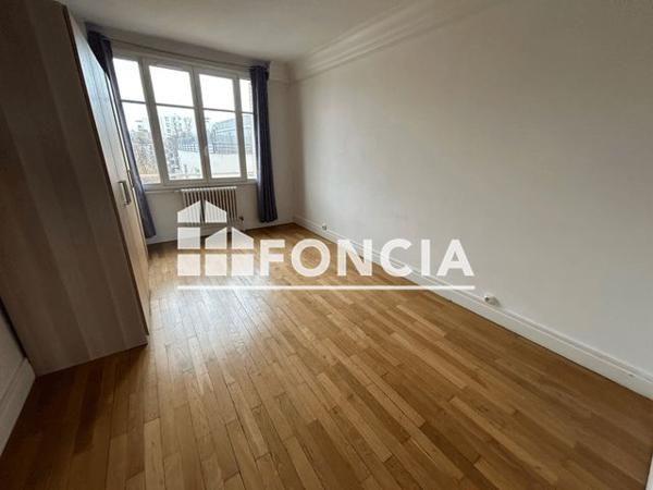Location Appartement 5 pièces 94.05 m² - 20 RUE DOMREMY Lyon 69003