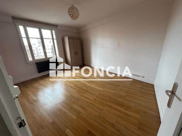 Location Appartement 5 pièces 94.05 m² - 20 RUE DOMREMY Lyon 69003
