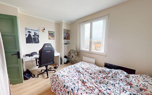 Appartement à vendre    4 pièces • 76,32 m2 Lyon 8