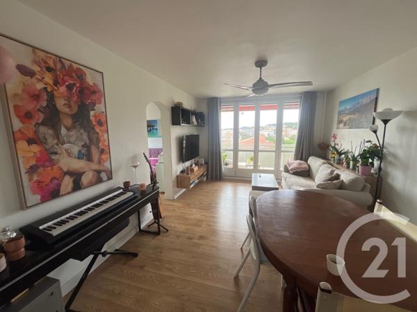 Appartement F5 à vendre  5 pièces - 92,13 m2 LA GARDE - 83