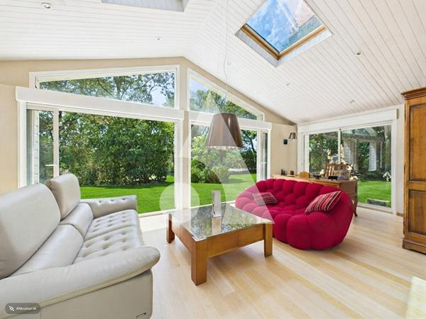 Maison 8 pièces 193.1 m2