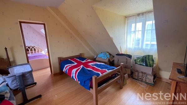 QUIBERON - Vente Maison avec 4 chambres et grand garage, quartier calme et résidentiel