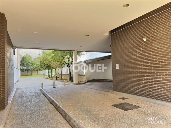 APPARTEMENT 3 PIECES 58 m² + PARKING - AUBERVILLIERS - METRO QUATRE CHEMINS