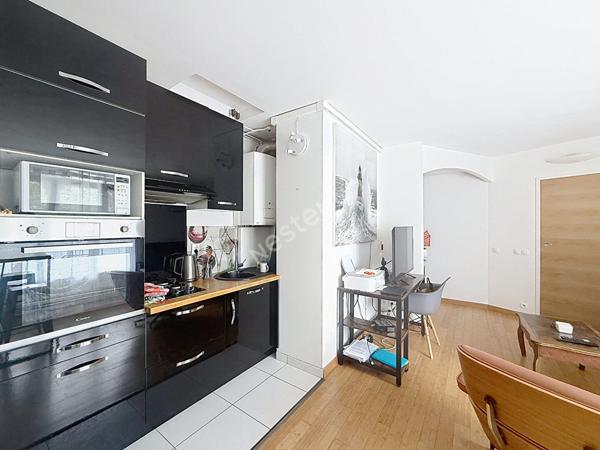 Exclusivité à La Ciotat : Charmant T2 lumineux avec balcon et cave