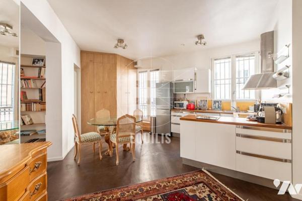 Appartement traversant de 98 m² – 2 chambres – Charme de l’ancien – Rue La fayette
