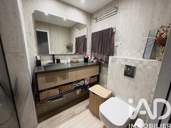 Appartement à vendre 2 pièces 40 m² Nîmes-Saint-Césaire