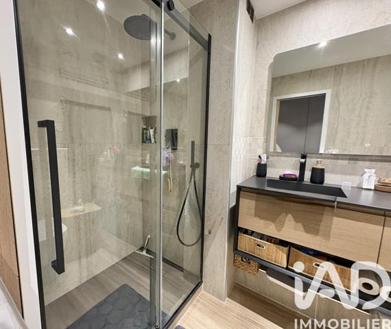 Appartement à vendre 2 pièces 40 m² Nîmes-Saint-Césaire