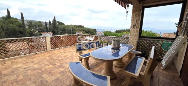 Villa Marseille 5 pièce(s) 111m2