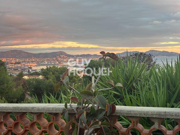 Villa Marseille 5 pièce(s) 111m2