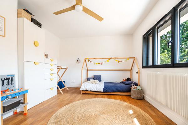 Maison 6 pièce(s) 5 chambre(s) 229.3 m²