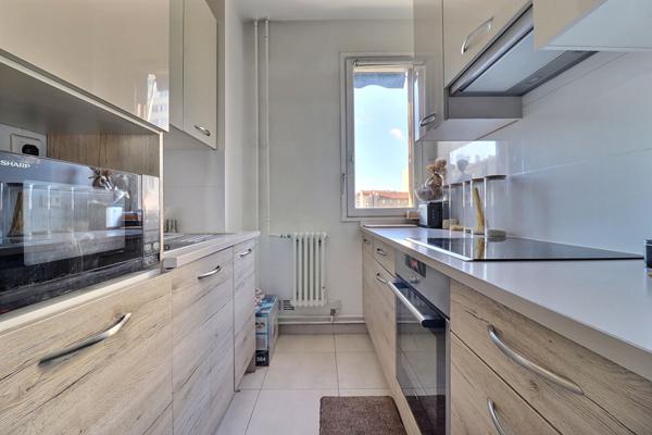 Appartement Colombes 3 pièce(s) 59.5 m2