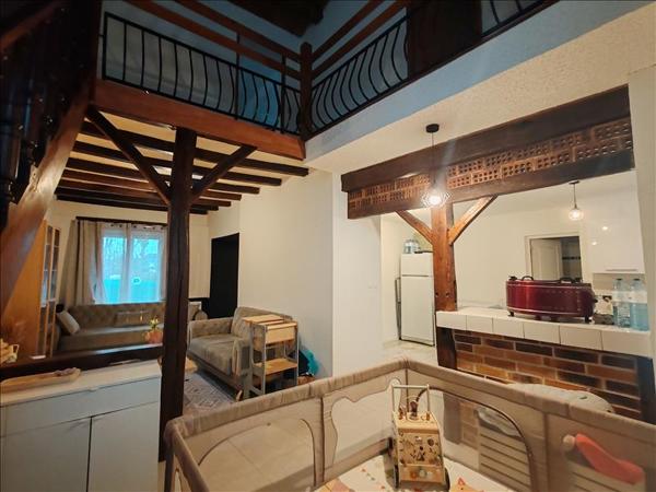 Maison à vendre |  Nazelles-Négron |  3 pièces | 90 m²