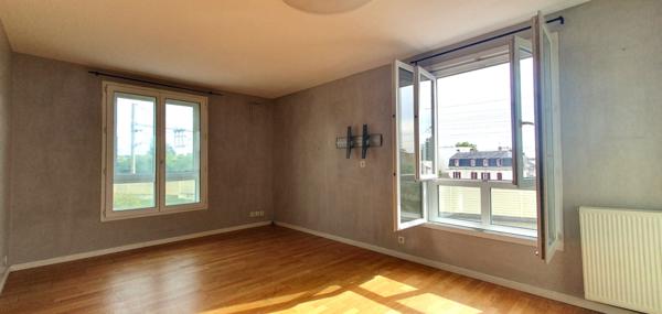 Appartement 3 pièces, centre ville Les Mureaux 70m²