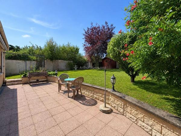 Vente                                                      Maison
                        
                     4 pièces                      82 m2                     à Meaux