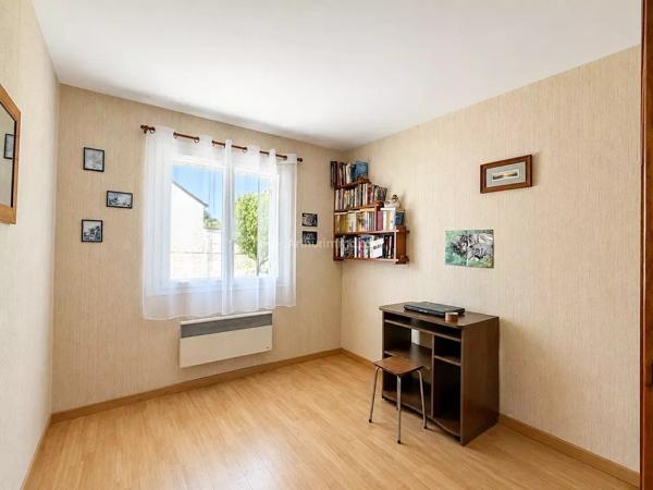 Vente                                                      Maison
                        
                     4 pièces                      82 m2                     à Meaux