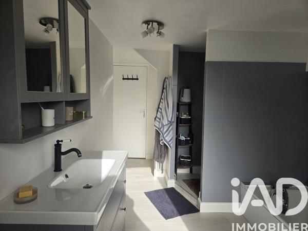Maison à vendre 8 pièces 175,07 m² Saint-Hilarion