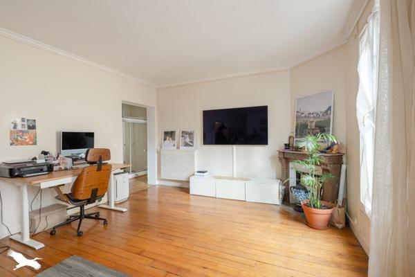Appartement 369 000 € Clichy 2 p 47,6 m² DPE E