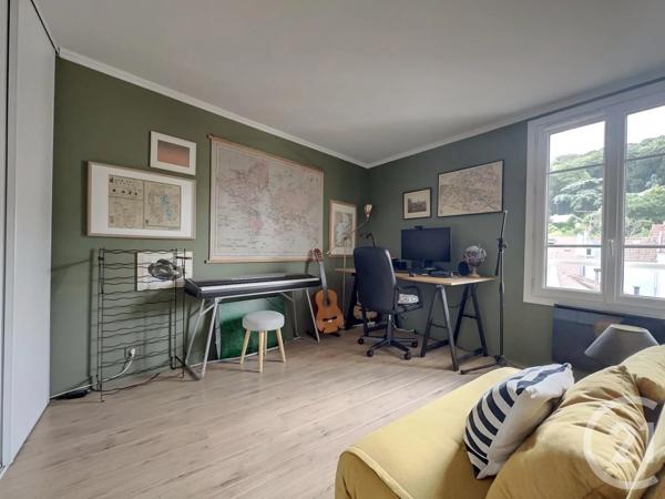 Appartement F4 à vendre  4 pièces - 93,93 m 2   BOUGIVAL  - 78