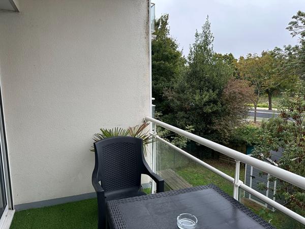 À louer - Superbe T2 meublé avec vue sur le Canal de Rompsay à LA ROCHELLE