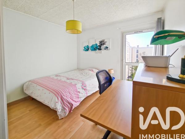 Location appartement 4 pièces 70,33 m² Yerres