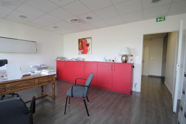 Local professionnel à vendre à Chalon-sur-Saône en Saône-et-Loire (71100), ref : 13783/446   
HOPITAL