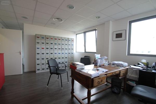 Local professionnel à vendre à Chalon-sur-Saône en Saône-et-Loire (71100), ref : 13783/446   
HOPITAL