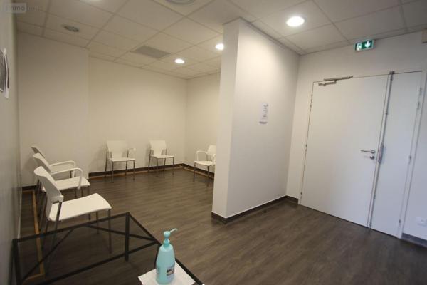 Local professionnel à vendre à Chalon-sur-Saône en Saône-et-Loire (71100), ref : 13783/446   
HOPITAL