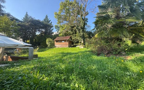 Maison à vendre    4 pièces • 112 m2 Champagne-au-Mont-d'Or