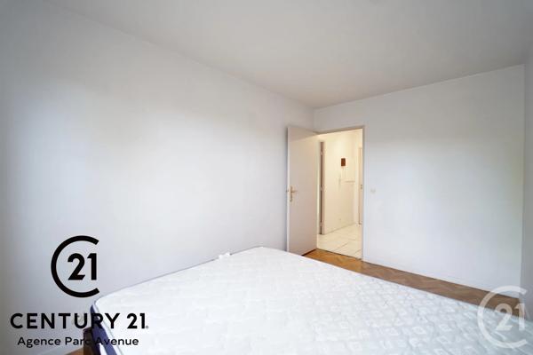 Appartement F2 à vendre  2 pièces - 43,22 m 2   BUSSY ST GEORGES  - 77