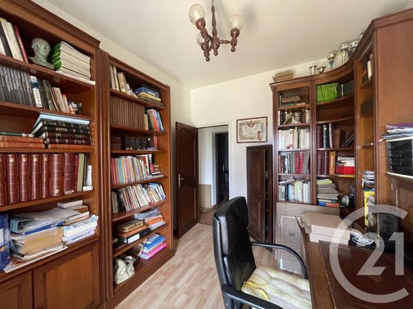 Maison à vendre  9 pièces - 285 m 2   MONTGIVRAY  - 36