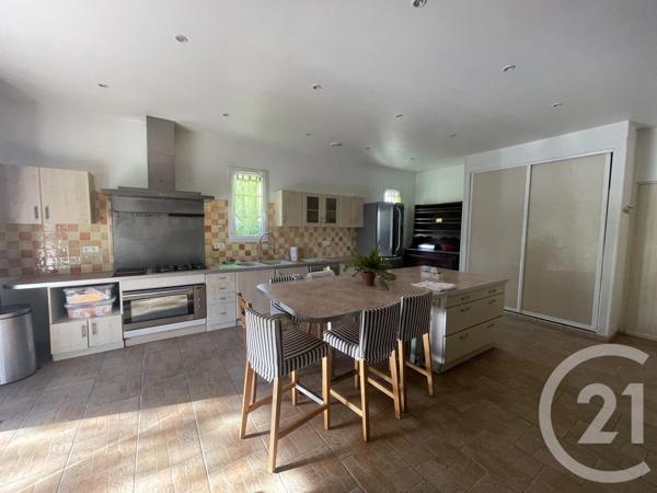 Maison à vendre  9 pièces - 285 m 2   MONTGIVRAY  - 36