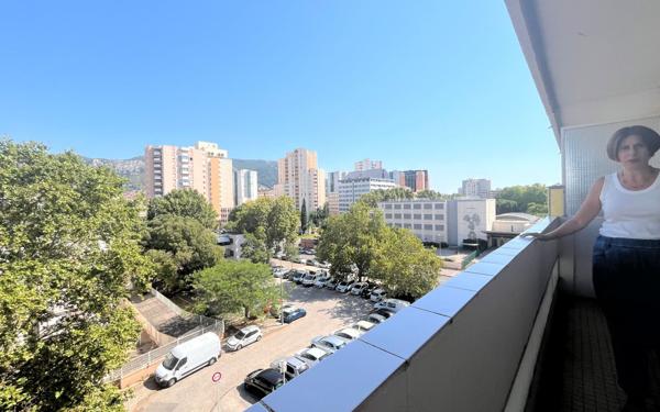 Appartement à vendre    2 pièces • 55 m2 Toulon