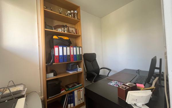 Appartement à vendre    2 pièces • 55 m2 Toulon