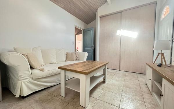 Maison à vendre    10 pièces • 854 m2 Narrosse