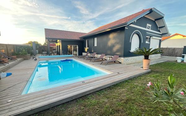 Maison à vendre    10 pièces • 854 m2 Narrosse