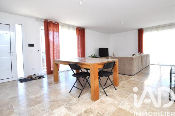 Maison à vendre 5 pièces 130 m² Bruyères-le-Châtel