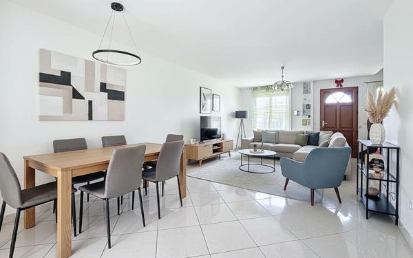 Maison à vendre    6 pièces • 105,04 m2 Brunoy