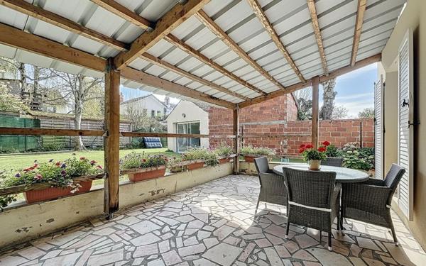 Maison à vendre    6 pièces • 105,04 m2 Brunoy